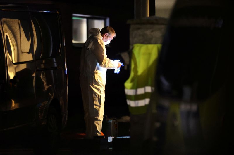 Man killed family, then self, over faked vaccine pass -German prosecutor