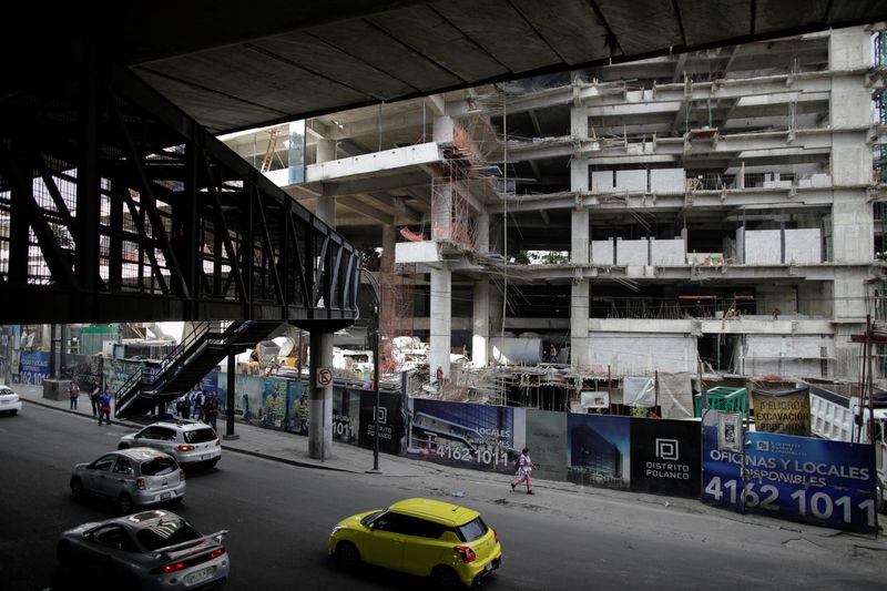 Mexican financial council warns of 'prolonged' economic weakness