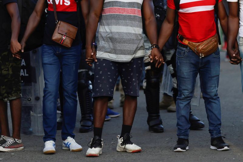 Mexico moves migrants from southern state; asylum seekers awaited at U.S. border