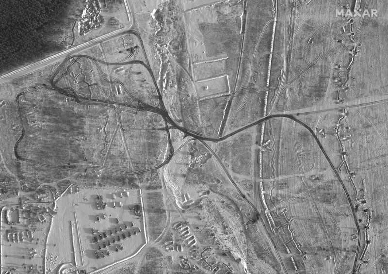 More than 10,000 Russian troops returning to bases after drills near Ukraine -Interfax