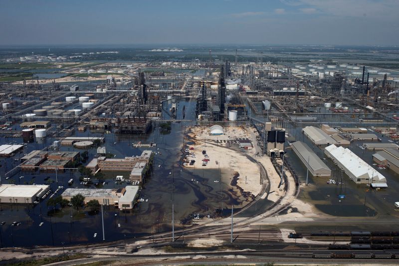 Motiva restarting second-largest crude unit at Port Arthur, Texas, refinery -sources
