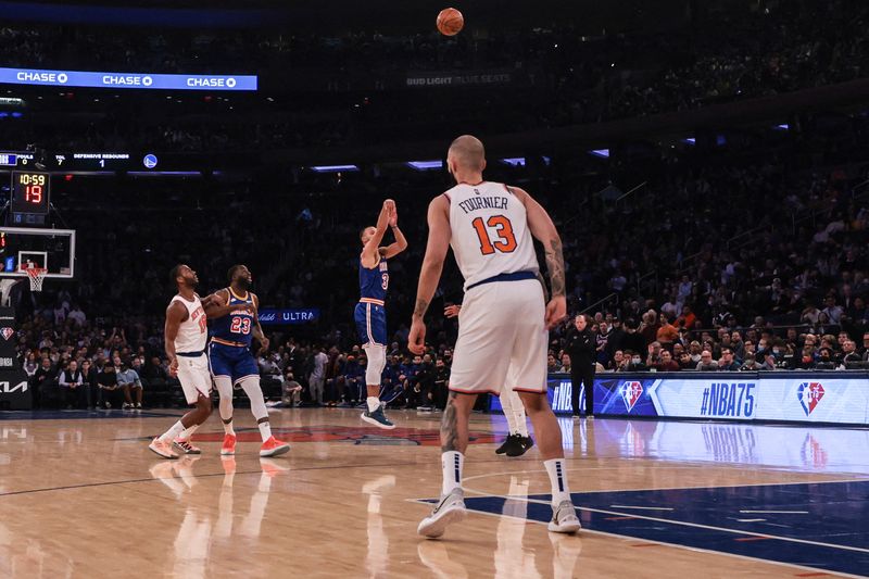 NBA-Warriors sharpshooting guard Curry sets NBA 3-point record
