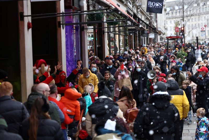 Omicron and inflation chip away at UK consumer confidence - GfK