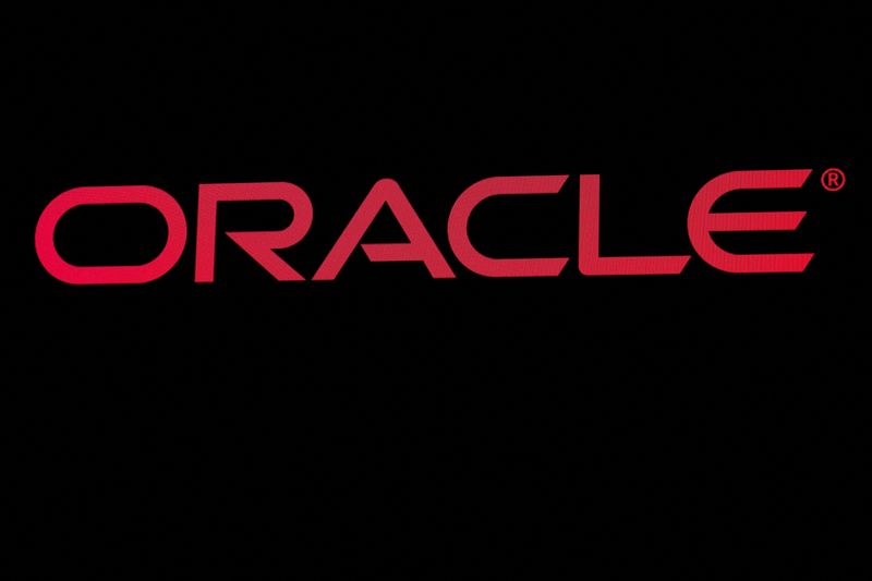 Oracle beats quarterly revenue estimates