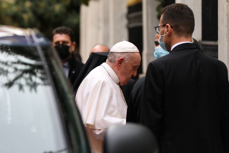 Orthodox priest shouts 'Pope, you are a heretic' at Francis in Athens
