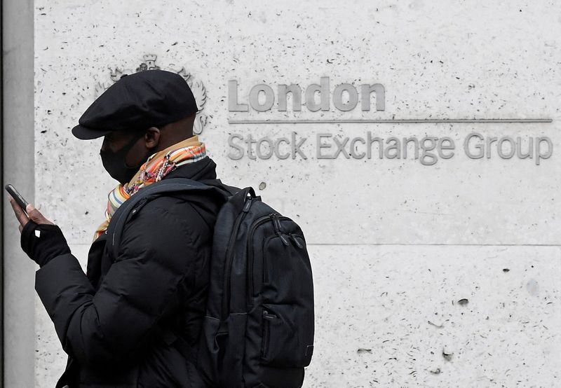 Pandemic have-a-go investors force shake-up in UK wealth market