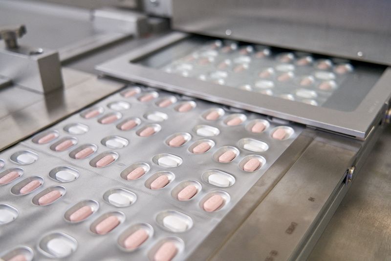 Pfizer oral COVID-19 pill gets U.S. authorization for at-home use