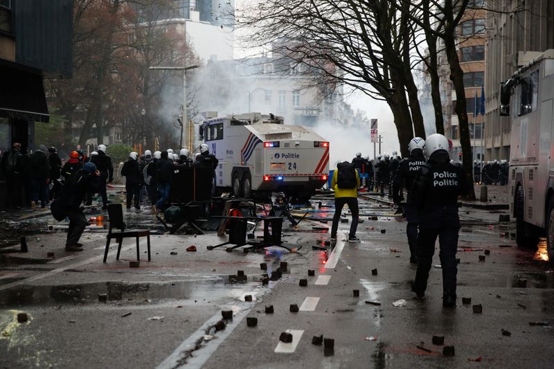 Protest against coronavirus restrictions turns violent in Brussels