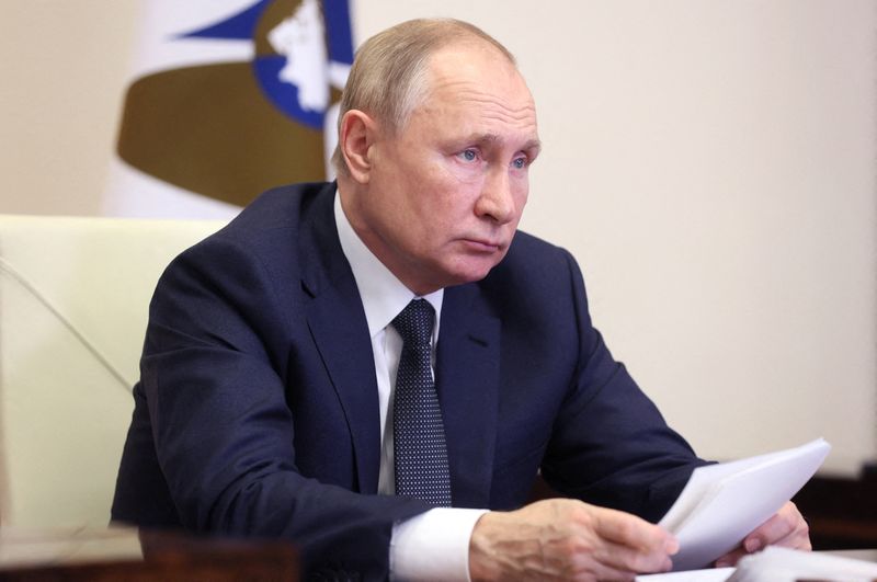 Putin told Biden he'd like to meet in person, Kremlin says - RIA