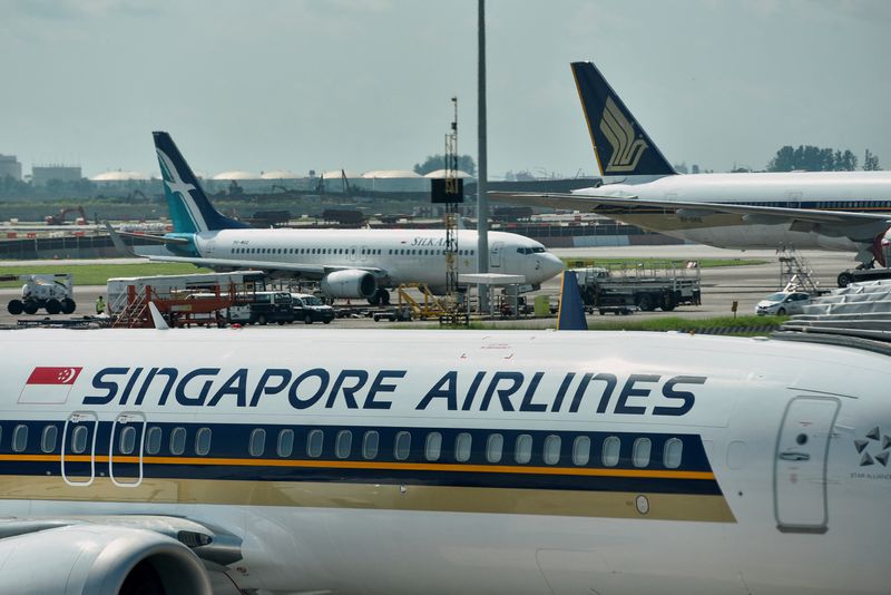 Singapore Airlines in provisional deal to buy seven A350 freighters