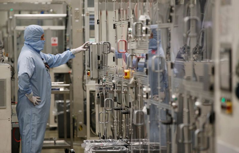 Soaring cost pressures hit UK manufacturers in Nov -PMI
