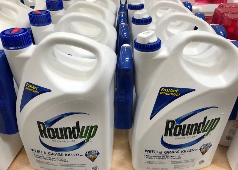 Supreme Court asks U.S. government for views on Bayer weedkiller case