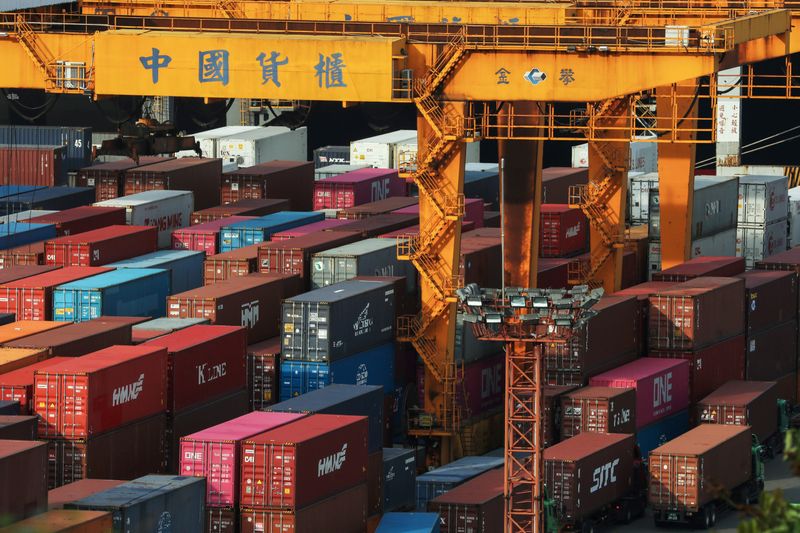 Taiwan Nov exports hit record, outlook good ahead of year-end