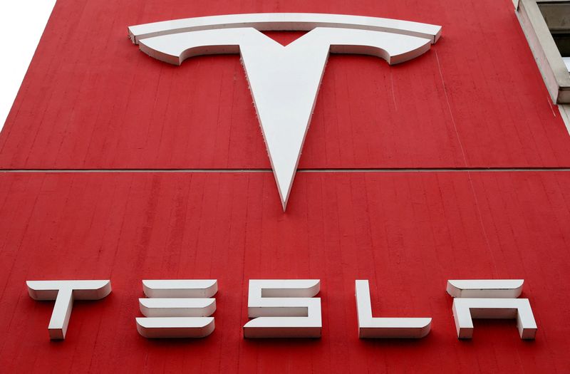 Tesla to stop games on infotainment screens in moving cars