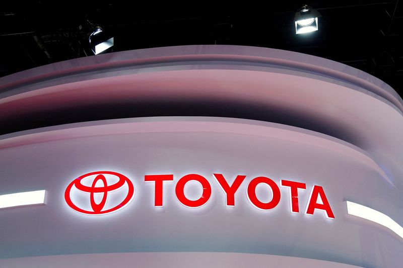 Toyota says it will build record 800,000 vehicles in January