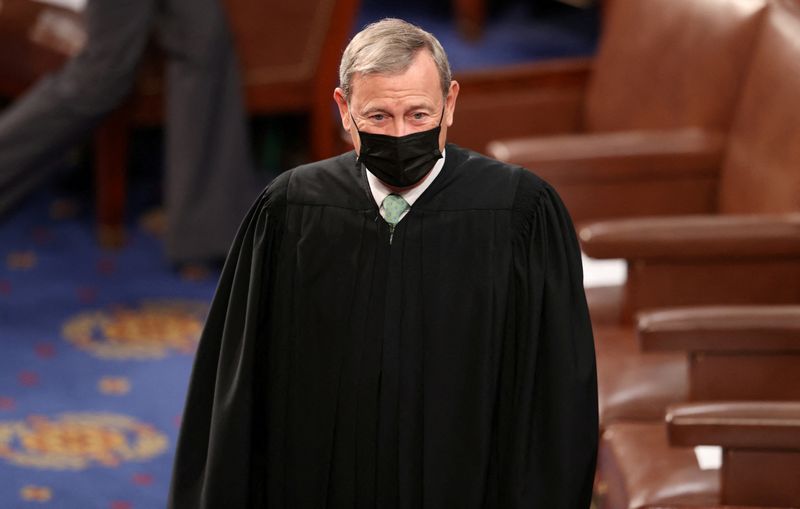 U.S. Chief Justice says judges need 'rigorous' training on stock-trading rules
