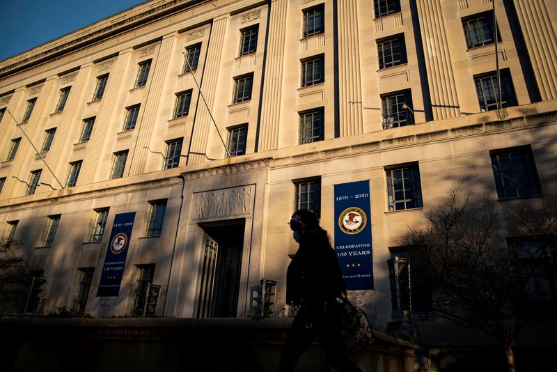 U.S. DoJ launches expansive probe into short selling - Bloomberg News