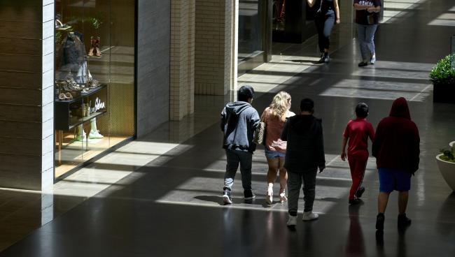 U.S. Household Net Worth Posts Smallest Gain of Covid Recovery