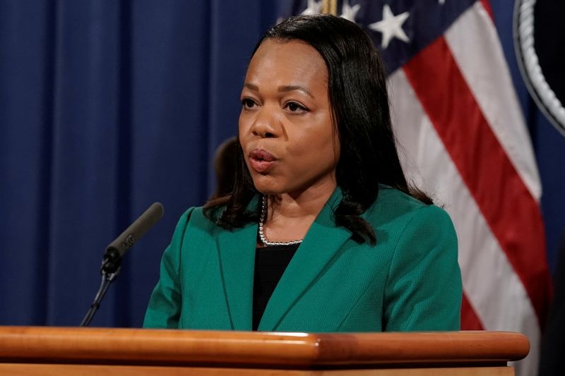 U.S. government opens civil rights probe into police in New York suburb