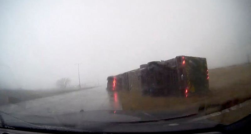 U.S. records most hurricane-force gusts in a single day