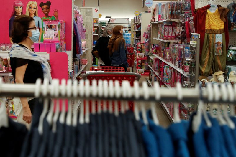 U.S. retail sales miss expectations in November