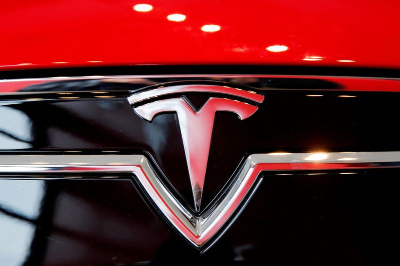 U.S. safety agency discussing Tesla camera replacements