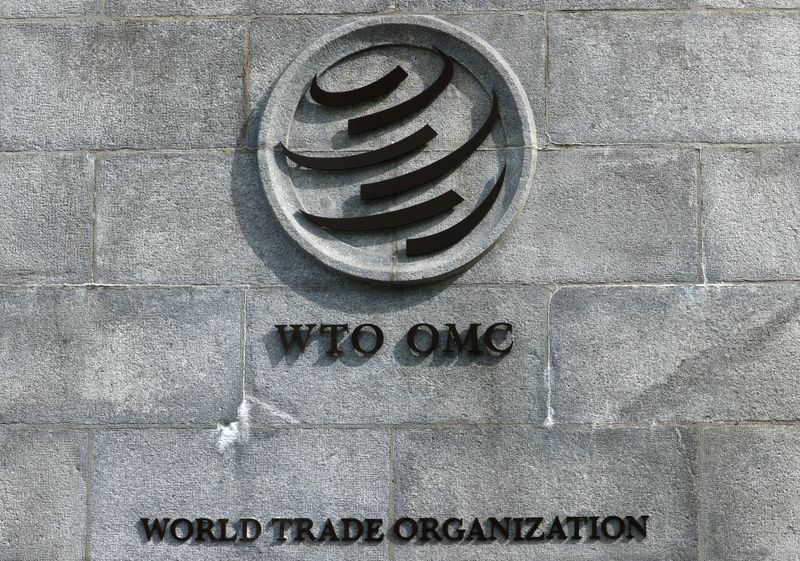 WTO says goods trade fell in Q3, Omicron raises risks