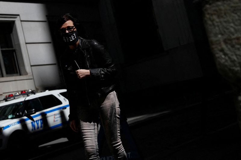 Wall St firms grapple with return-to-office conundrum as Omicron explodes