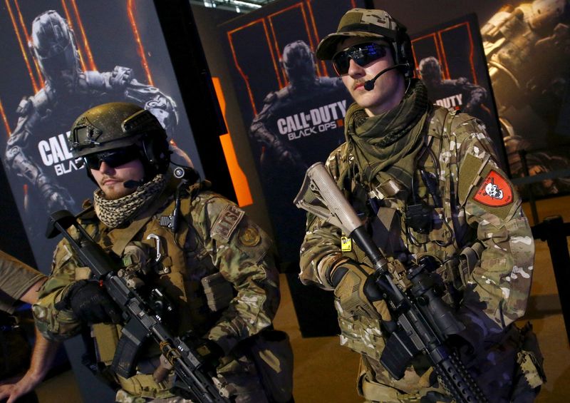 Analysis-Sony faces deep-pocketed rivals in war over future of gaming