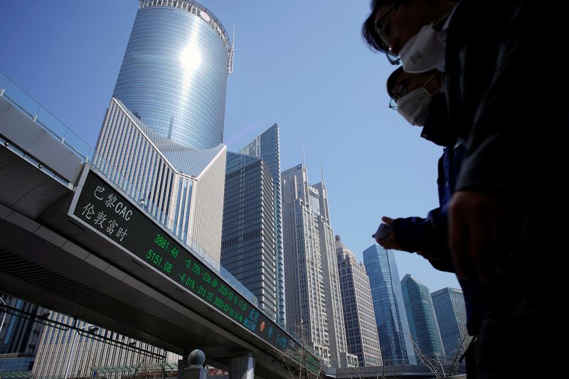 Asian stocks, dollar steady as investors focus on Fed policy
