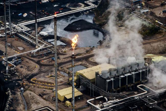 Canada to Face Challenge in Remaining Major Oil Power, IEA Warns