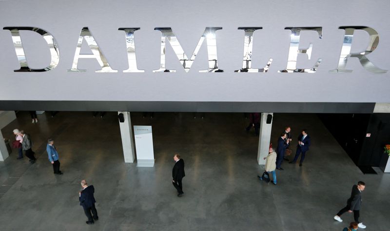 Daimler Truck sees 20% sales growth in 2021