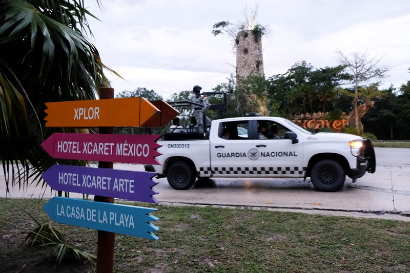 Debt dispute likely sparked killing of two Canadians in Mexico -authorities