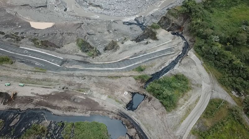 Ecuador private pipeline operator suspends pumping crude following burst