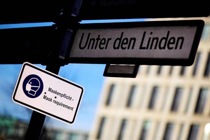 German hospitality, retail firms put more staff on shorter hours in December