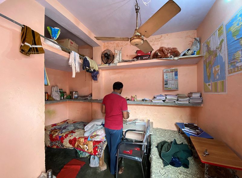 Jobless Indian youngsters accuse government of 'playing with our lives'