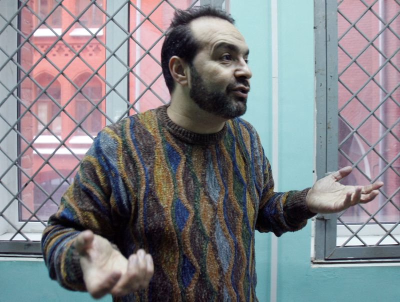 Kremlin critic flees Russia after being tagged as 