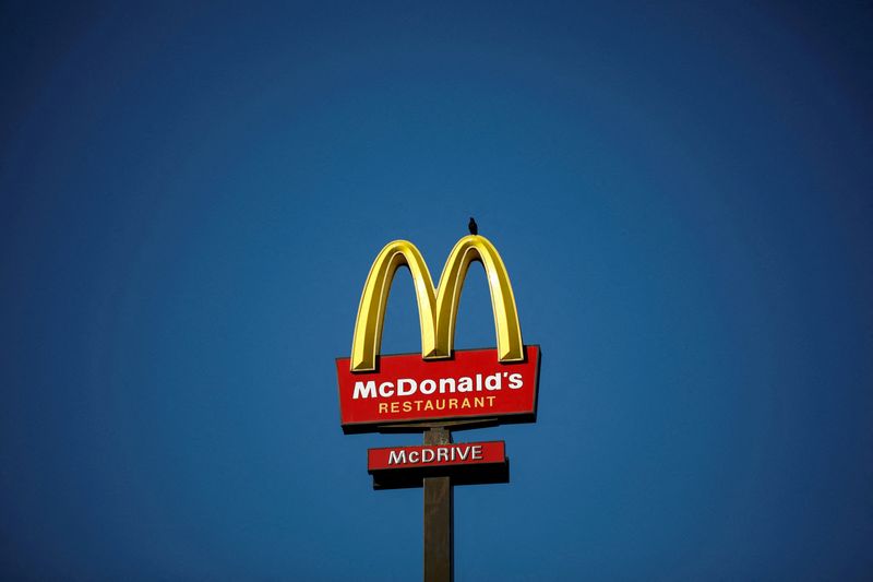 Lattes go missing, drive-thrus slow as Omicron hits U.S. restaurants