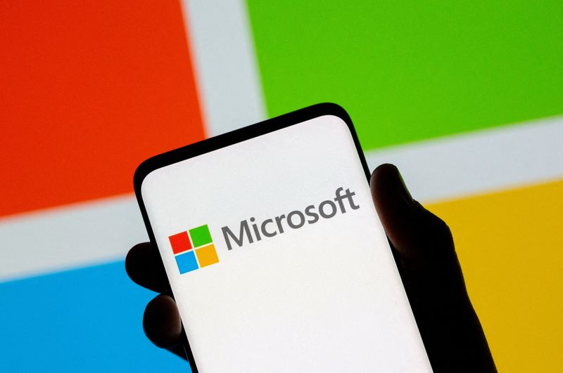 Microsoft cloud performance lags highest Wall Street hopes