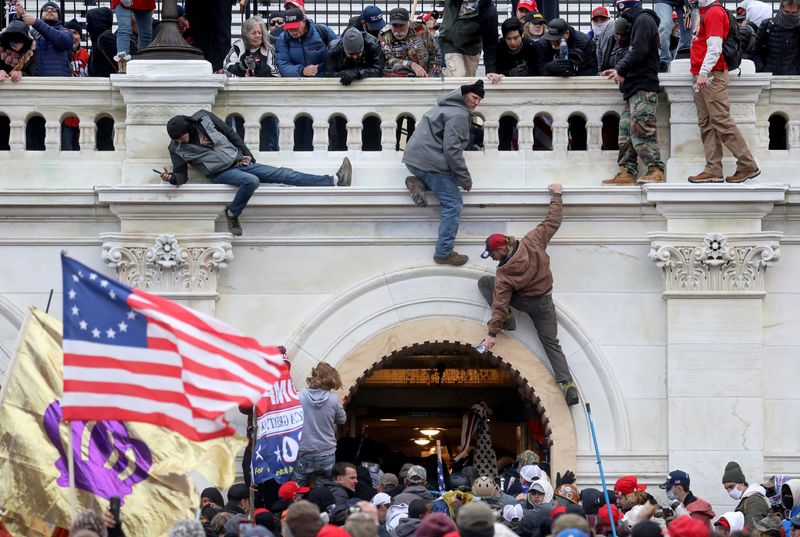 Oath Keepers member charged with U.S. Capitol riot sedition to seek release