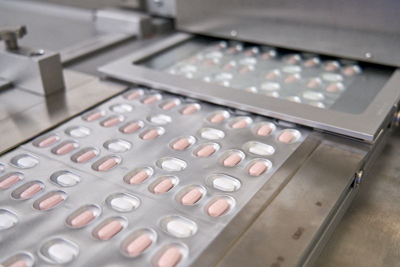 Pfizer to supply U.S. with 10 million more courses of COVID-19 pills