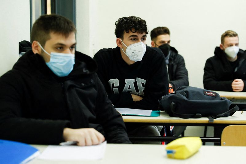 Schools return amid Omicron havoc, but hopes flicker