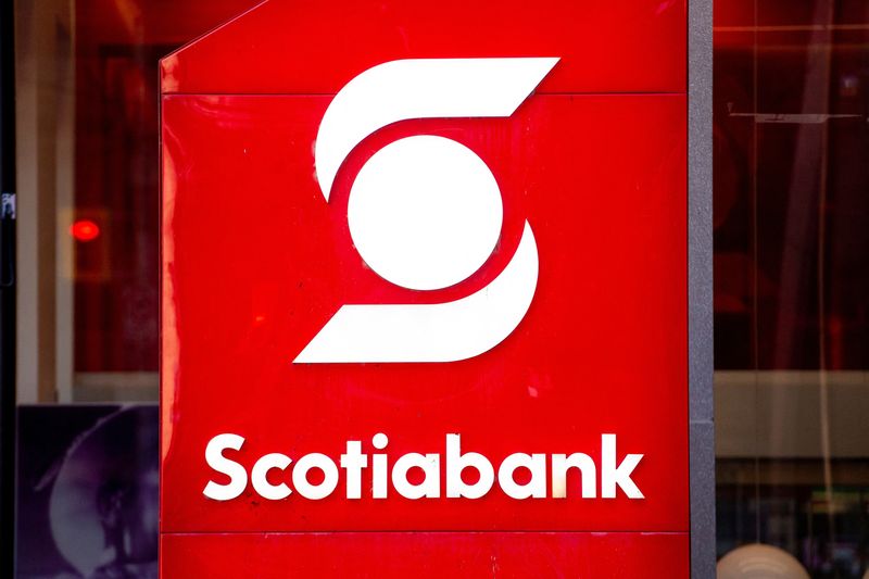 Scotiabank investors see Citi's Mexican unit as good fit, CEO downplays interest