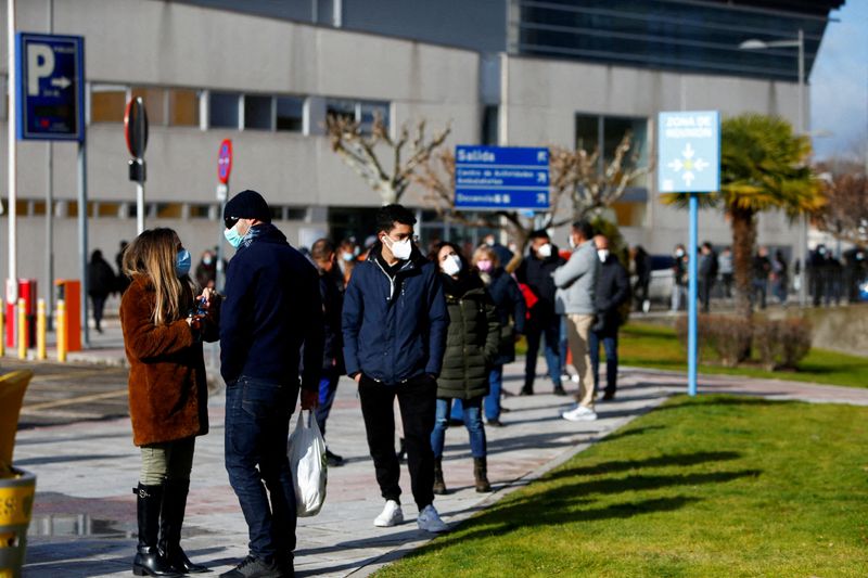 Spain set to limit retail price of COVID-19 antigen tests