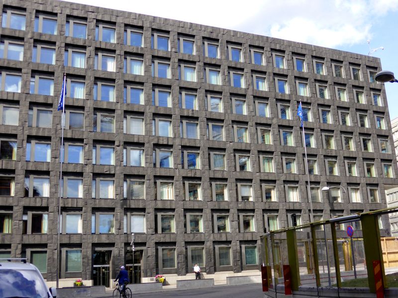 Swedish central bank says own risk buffer needs to be bigger