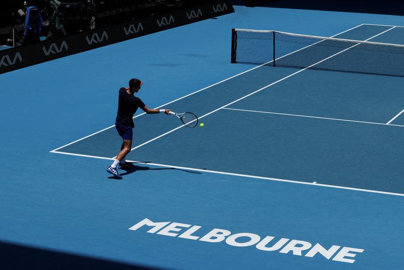 Tennis-Djokovic facing hostility, cold start at Melbourne Park
