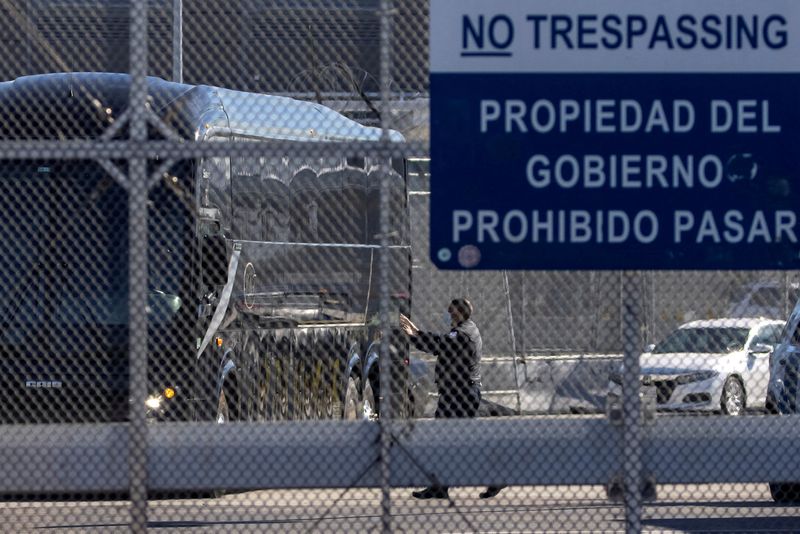 U.S. expands Trump-era border program to San Diego