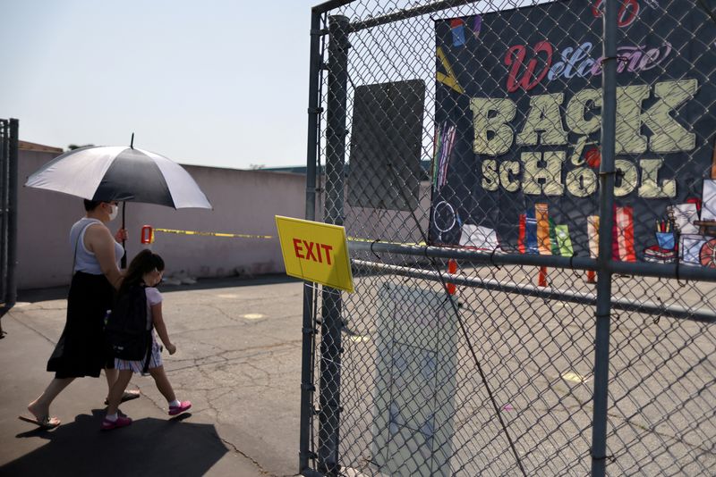 U.S. govt to increase COVID-19 tests for schools by 10 million per month