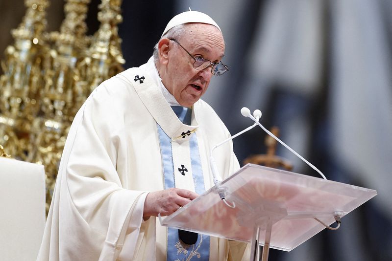 Violence against women insults God, pope says in New Year's speech