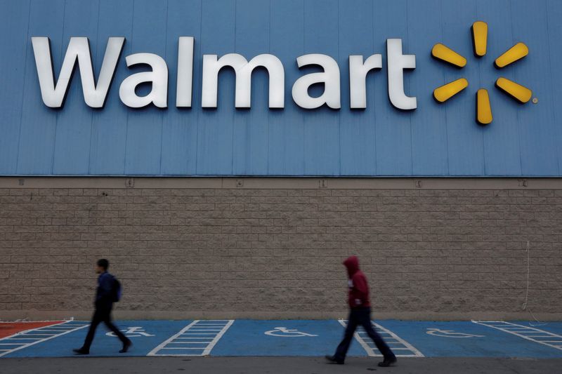 Walmart's Mexico unit considering 